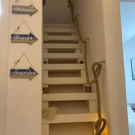 Zaffiro Al Mare بيت للعطل